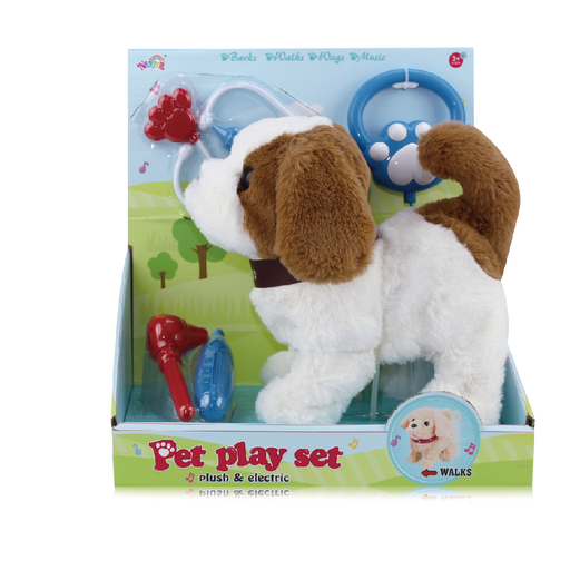 [T830-1] Hond die loopt en blaft aan de leiband