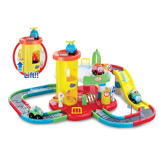 [4073] PISTE DE COURSE "CARTOON" ET PARKING F/W